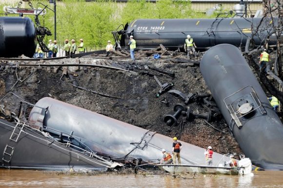 The Government Takes a Weak Stab at Making Oil Trains Safer