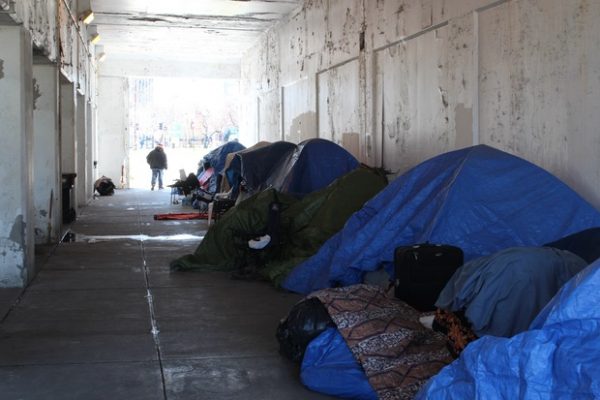 sleeping under tarp
