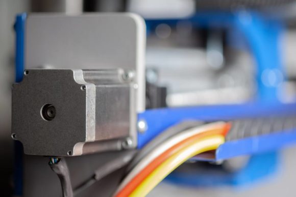 What Size Stepper Motor Is Best for Your CNC Router?