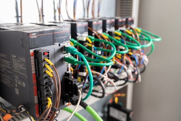 Advancing motion control applications with the right drives